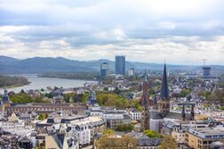 Bonner Skyline vom Stadthausdach aus Fotografiert.