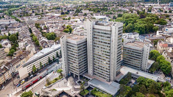 Drohnenaufnahme des Bonner Stadthauses