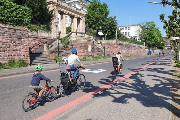 Fahrradstraße am Bonner Rheinufer