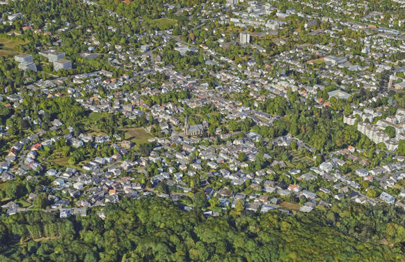 Schrägluftbild - Historischer Ortskern von Muffendorf (Copyright Stadt Bonn)