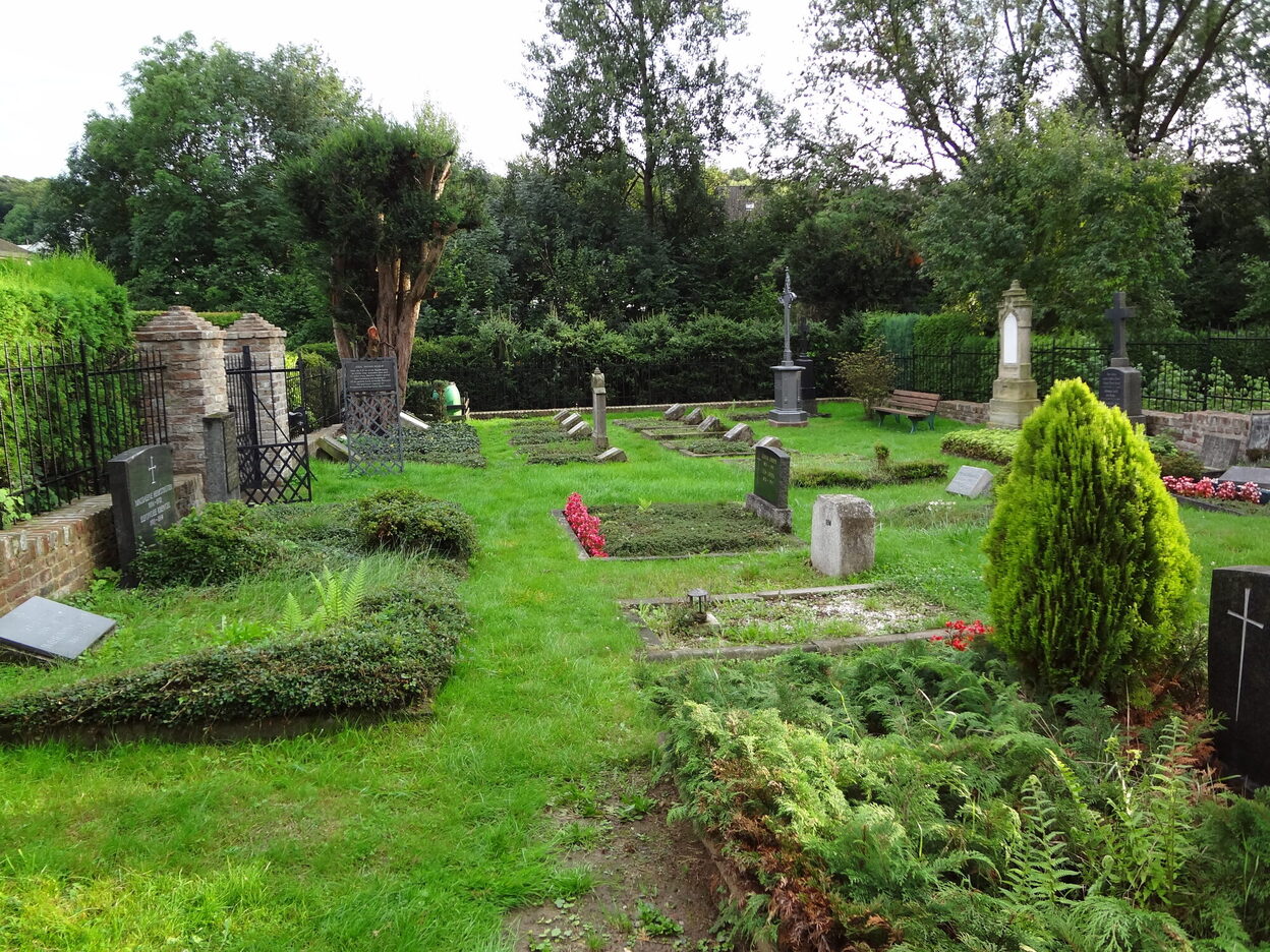 Evangelischer Friedhof Holzlar