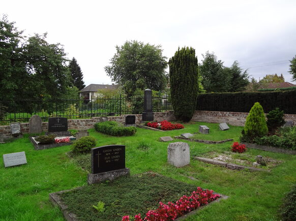 Evangelischer Friedhof Holzlar