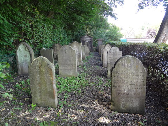 Jüdischer Friedhof Aennchenstraße